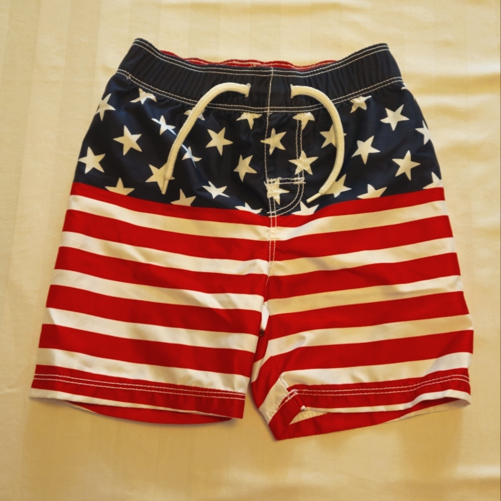 Old Navy Patriotic Toddler Swim Shorts, 2T, EUC